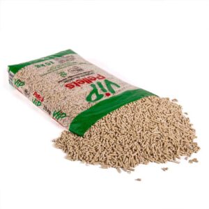 Vip Pellets Bancale 70 sacchi da 15 kg EN PLUS nella classe A1 e PEFC, questo garantisce la massima qualità e sostenibilità a livello europeo. ELEVATO POTERE CALORIFICO MINIMO RESIDUO DI CENERI ALTA DURABILITÀ MECCANICA BASSO CONTENUTO DI UMIDITÀ PELLET SENZA LEGANTI E ADDITIVI SANO ED ESENTE DA SOSTANZE NOCIVE ESSENZA: legno di abete senza