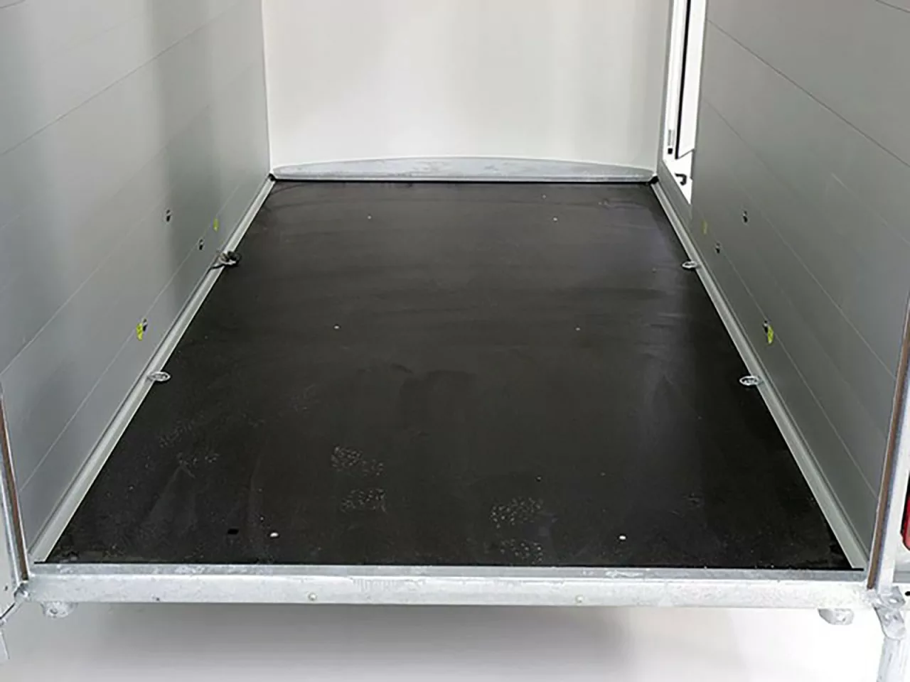 Debon Kofferanhänger C300 148x295cm H:190cm 1,3t|Alu|Polybug|Tür|schwarz - immagine 7