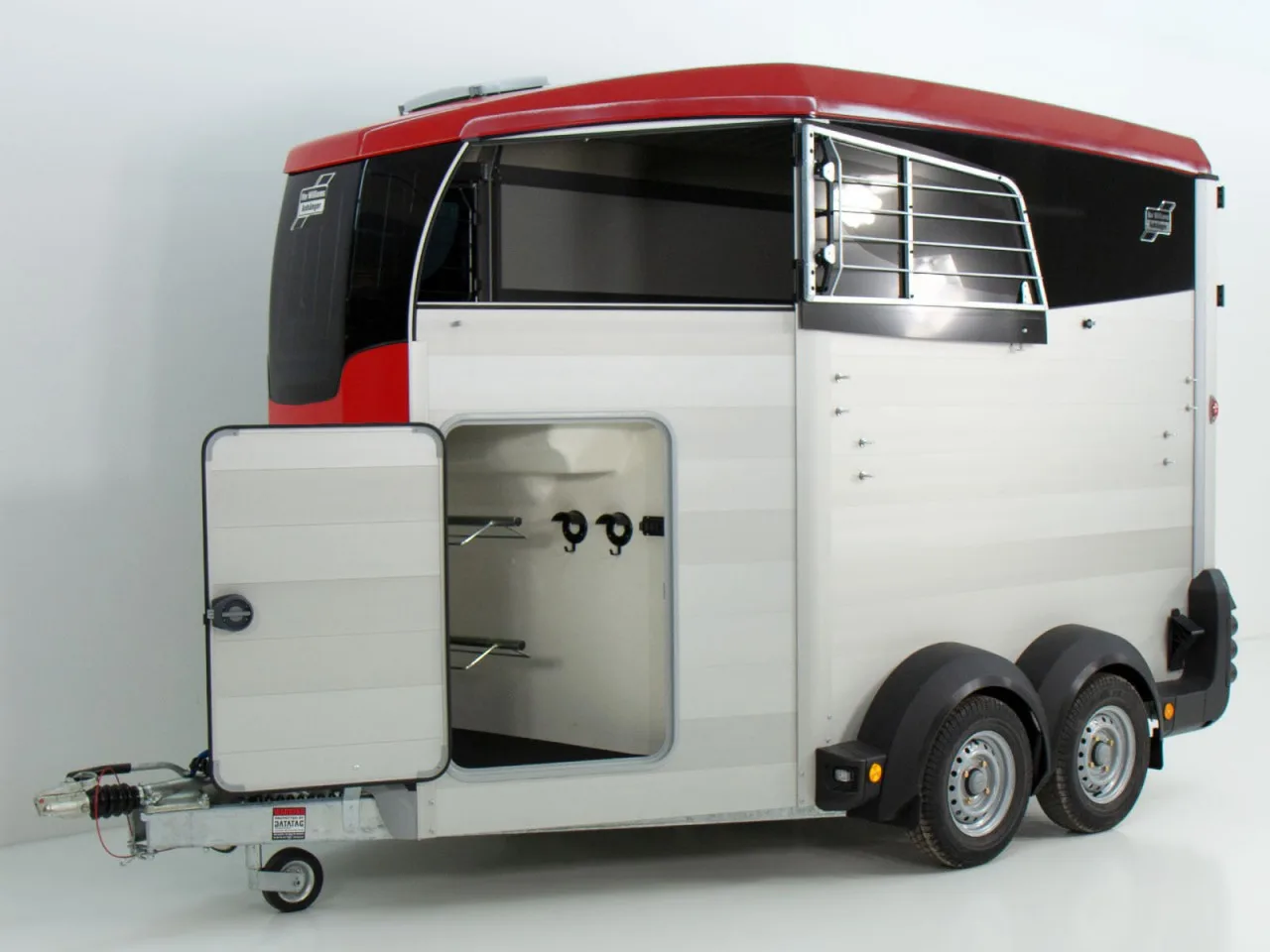 Ifor Williams Pferdeanhänger HBX 511 – Sattelkammer, neues Modell, rot - immagine 5