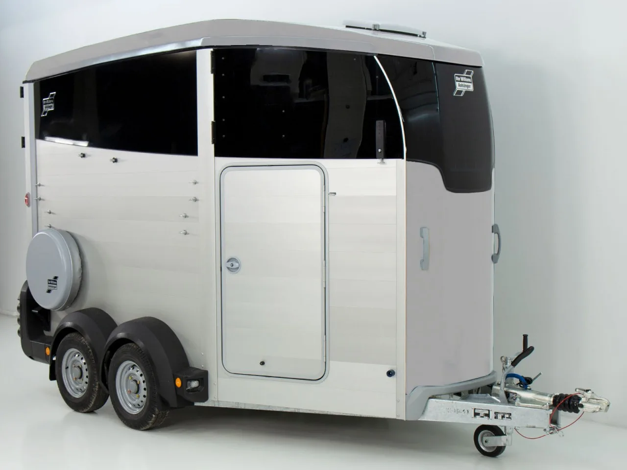 Ifor Williams HBX 511 – Pferdeanhänger, Sattelkammer, neues Modell, silber - immagine 4