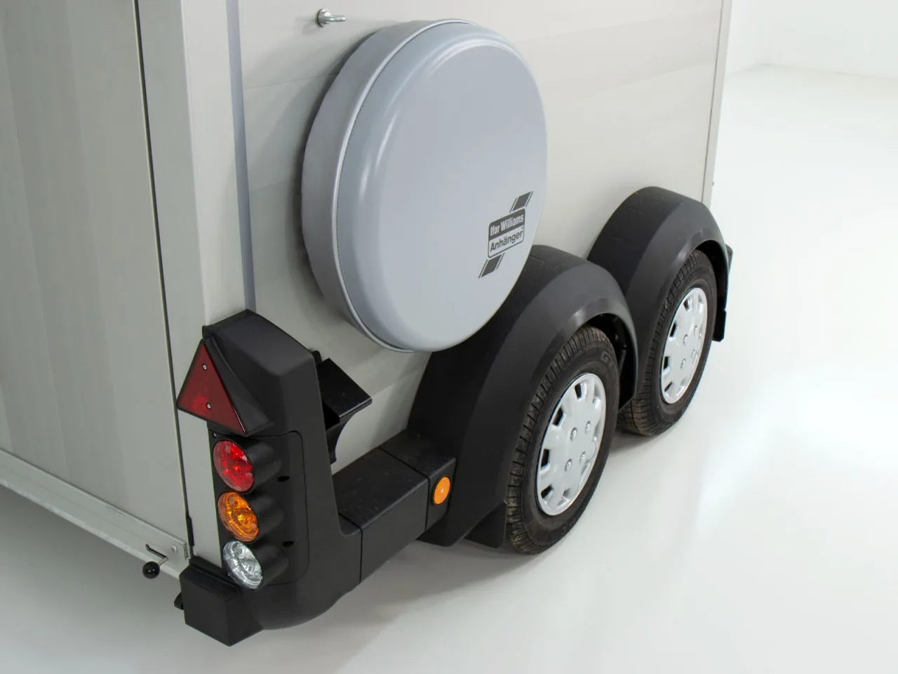 Ifor Williams HBX 511 – Pferdeanhänger, Sattelkammer, neues Modell, silber - immagine 2