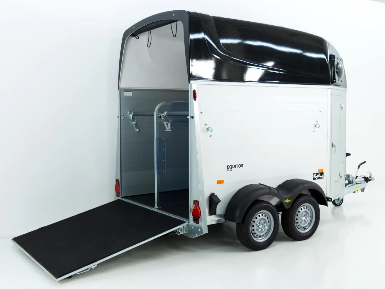 Humbaur Pferdeanhänger Equitos 2000|Alu|schwarz|Sattelkammer|Aluboden - immagine 11