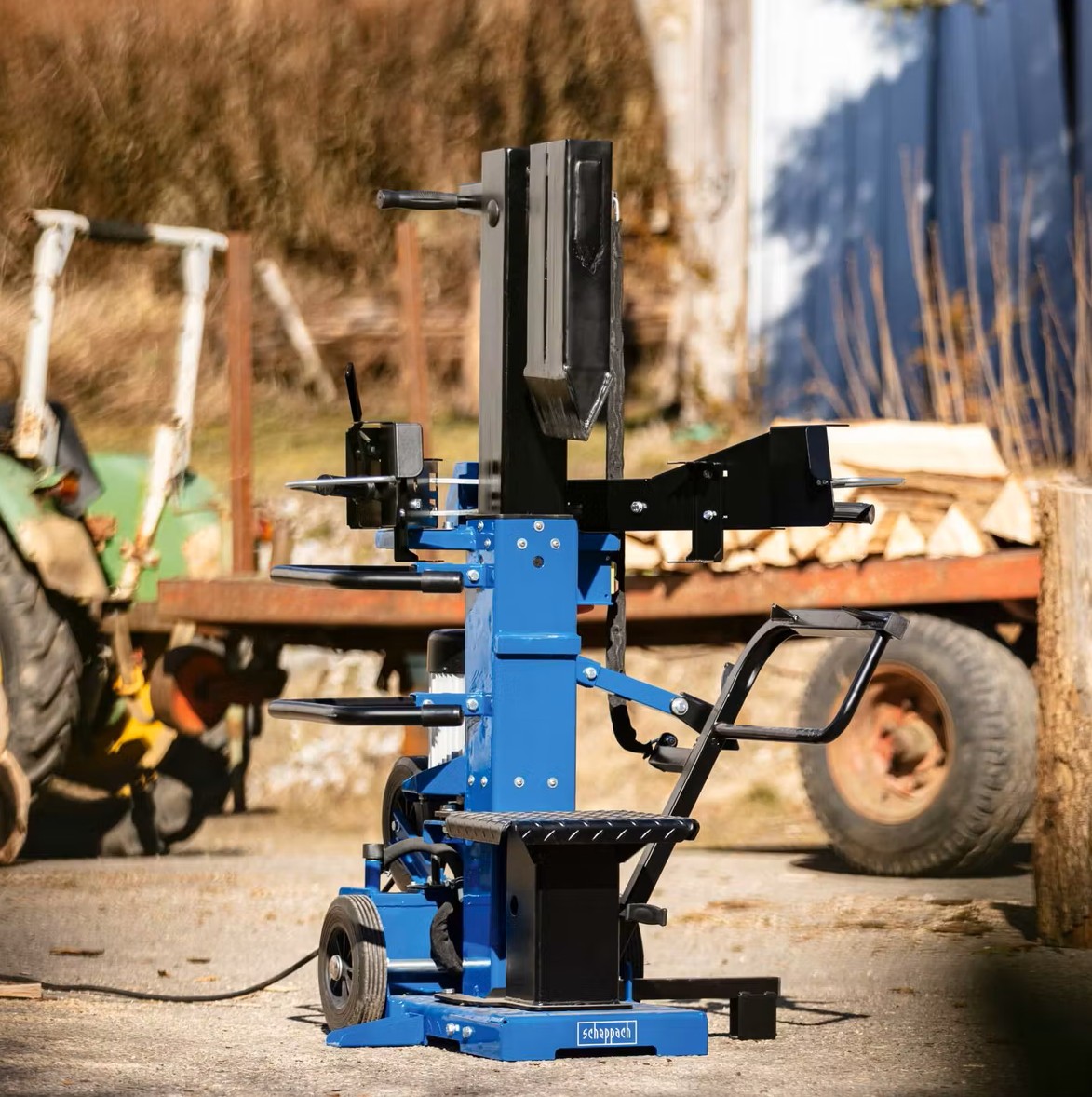 Holzspalter stehend Compact 15t Scheppach - 400V | 3500W | 15 Tonnen | Meterholzspalter | 1070mm Spaltgutlänge | 450mm Spaltdurchmesser - immagine 2